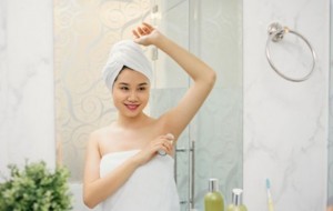 Higjiena, kur duhet të përdoret deodoranti?