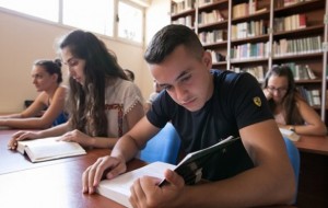 Rikonstruktohet biblioteka në Njësinë Bashkiake numër 8