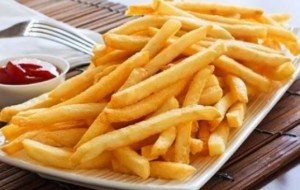 Patatet e skuqura dhe disa këshilla për vajin “ideal”