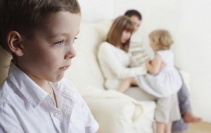 5 hapa për menaxhimin e xhelozisë mes fëmijëve