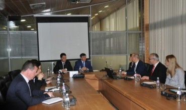 Arsimi profesional, ministri Bajrami takim me ekspertë nga Zvicra