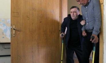 Puna e detyrueshme: Mes dhimbjes dhe ditarit