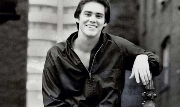 Jim Carrey, nxënësi disleksik që u bë komediani më i talentuar i Hollivud