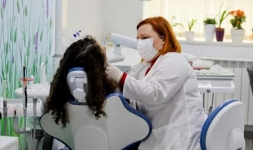 Rritet interesi i nxënësve për shërbimin dentar falas, Dr.Irida Xhangolli: Gama e shërbimeve është zgjeruar 