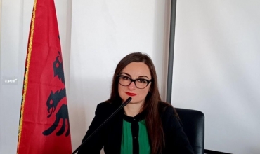 "Duajeni Shqipërinë, jo vetëm për festa" 