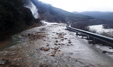 Situata e reshjeve, MAS lajmëron për ndërprerjen e mësimit në disa shkolla  