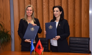Kushi-Mogherini, marrëveshje për pjesëmarrjen e Shqipërisë në Kolegjin e Evropës