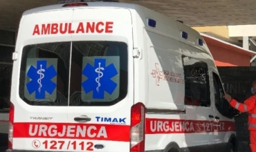 Plagoset një 13-vjeçar në oborrin e shkollës “1 Qershori” në Tiranë, dyshimet e para