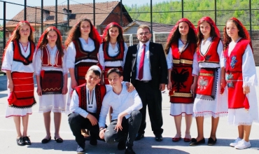 Roli i muzikës folklorike sot dhe vlerat e muzikantëve, flet profesori dhe muzikanti Mufail Tolaj