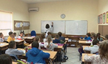 25 maji ditë mësimi, do të zëvendësohet data e pushimit e 15 marsit 
