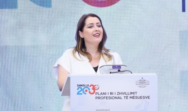 Prezantohet Plani i Zhvillimit Profesional të Mësuesve, Manastirliu: Sistem i ri i karrierës, mbështetje për mësuesit që në vitet e para, dyfishohet pagesa për kualifikim