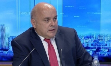 Eksperti i Arsimit, Arjan Xhelaj: Të rinjtë të etur për Mjekësinë dhe TIK-un, degët shkencore i trembin 