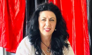 Suzana Demi: Nxënësi në Kosovë, jo dembel, por i vetëm në një sistem të pafuqishëm