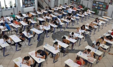 Kapitulli i fundit për maturantët 2025: Sot mbyllet rruga drejt diplomimit!