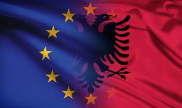 “Shqipëria dhe BE”, projekti i nxënësve të klasës së 8-të me mësuesin Jakup Zebi mbi integrimin evropian