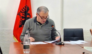 Virion Gra&ccedil;i: Novela t&euml; Martin Camajt mes nj&euml;mend&euml;sis&euml; e legjend&euml;s