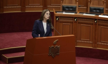 N&euml; Kuvend p&euml;r dhun&euml;n n&euml; shkolla, Kumbaro prezanton planin e masave dhe apelon p&euml;r p&euml;rgjegj&euml;si t&euml; p&euml;rbashk&euml;t