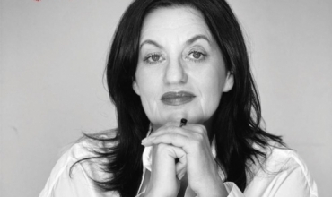 Fjala e Poetes Laureate Rita Petro n&euml; FemFest: Let&euml;rsia, guximi dhe z&euml;ri i grave shqiptare