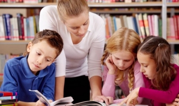 Si t&euml; formojn&euml; m&euml;suesit nx&euml;n&euml;s lexues t&euml; mir&euml;? Roli i strategjive pedagogjike n&euml; zhvillimin e kultur&euml;s s&euml; leximit