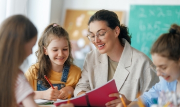 P&euml;rtej notave: Roli i edukimit socio-emocional n&euml; suksesin e nx&euml;n&euml;sve