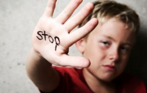 “Fëmijët e dhunuar janë fëmijë dhunues”