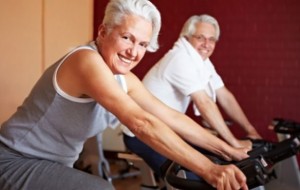 Studiuesit: Ushtrimet fizike ngadalësojnë plakjen