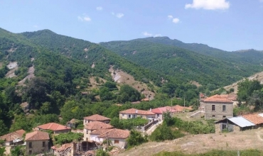 Grapshi, fshati shqiptar i mbi 200 arsimtarëve i lënë në harresë