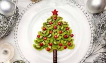 Pemë Krishtlindje në tryezën tuaj të festave? Ja disa ide zbukurimi