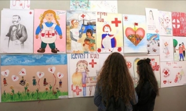 Çelet më 8 maj ekspozita XXV Kombëtare e Vizatimit “Fëmijët dhe Kryqi i Kuq”, fushatë për vlerat humanitare