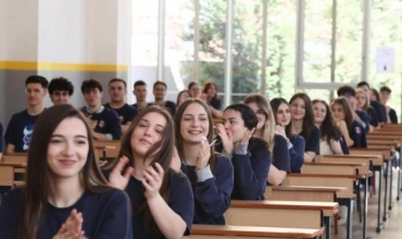 Shpallen rezultatet e provimit të Gjuhës së Huaj të Maturës Shtetërore 2025