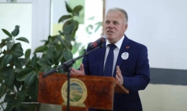 Maliq Fetahu: Diploma n&euml; duar, boshll&euml;k n&euml; mendje, kriza e dijes n&euml; shoq&euml;rin&euml; moderne