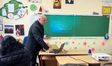 Etika profesionale dhe komunikimi efektiv, material trajnimi i gatsh&euml;m p&euml;r rrjetet profesionale 