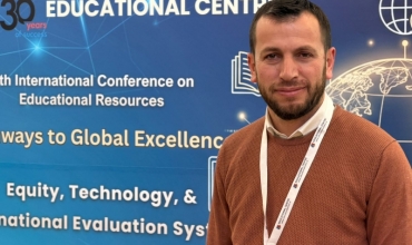 Pesha e heshtur mbi supet e nj&euml; m&euml;suesi 