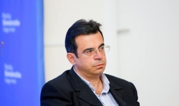 Ardi Stefa: P&euml;r &ccedil;far&euml; duhet t&euml; festojn&euml; m&euml;suesit shqiptar&euml; m&euml; 7 Mars?