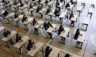 Matura Shtet&euml;rore, sot provimi i Matematik&euml;s!