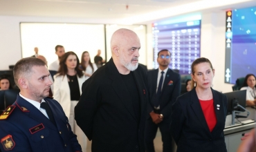 Siguria n&euml; shkolla, kamerat inteligjente do t&euml; p&euml;rdoren p&euml;r t&euml; parandaluar incidentet